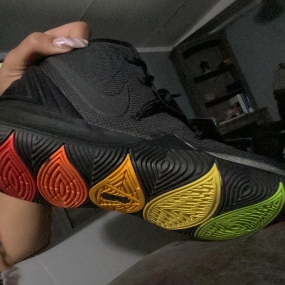 Kyrie Irving’s- First reasonable offer gets them‼️‼️‼️‼️‼️ - Picture 6 of 7